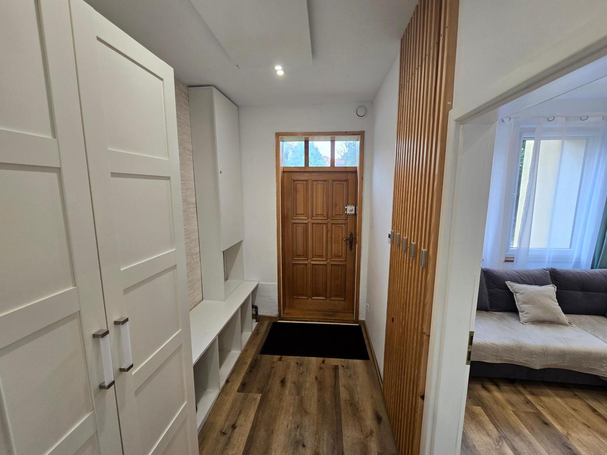 Dzialkowa Apartment Legnica Bagian luar foto