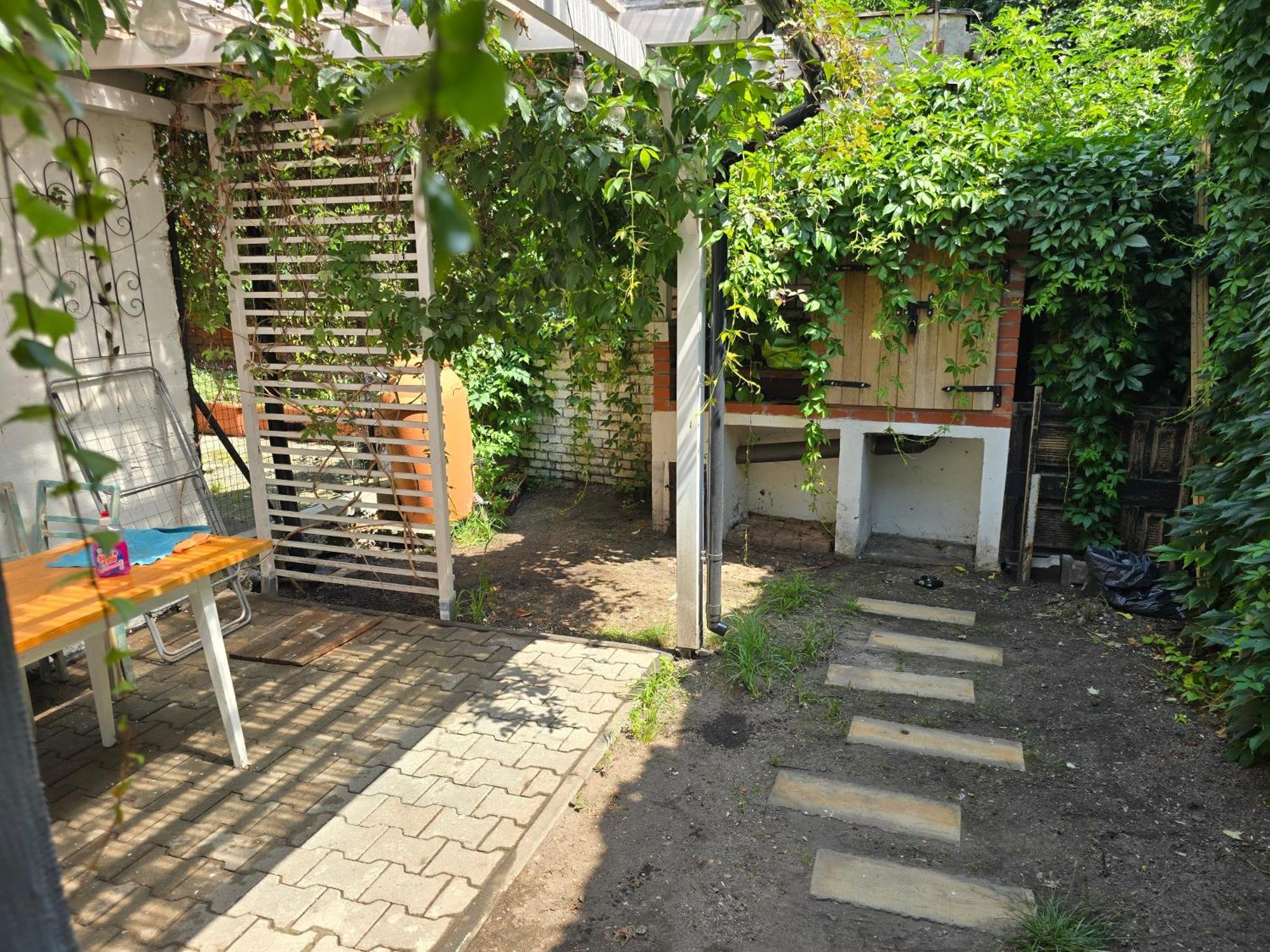 Dzialkowa Apartment Legnica Bagian luar foto